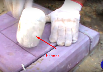 Как изготовить и уложить тротуарную плитку своими руками