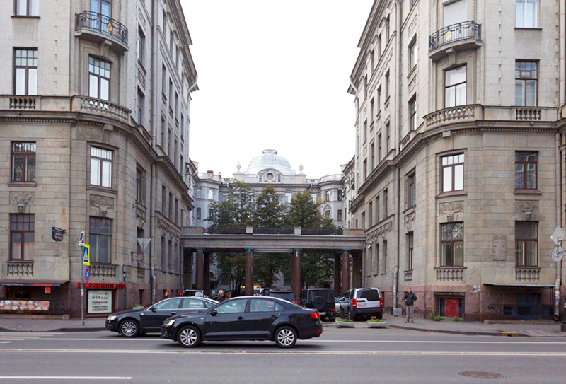 Элитный дом Сергея Шнурова в Северной столице